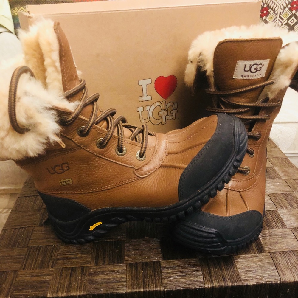 Woman Vibram UGG Boots